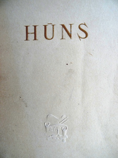 Grāmata - Hūns