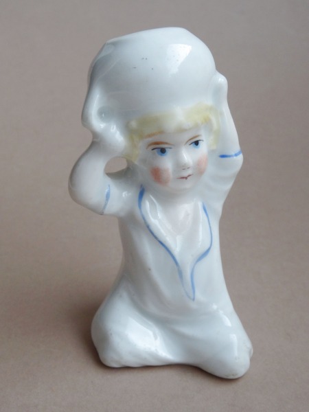 Porcelāna figūriņa Puisītis, 1920.-30.tie gadi, h 8 cm