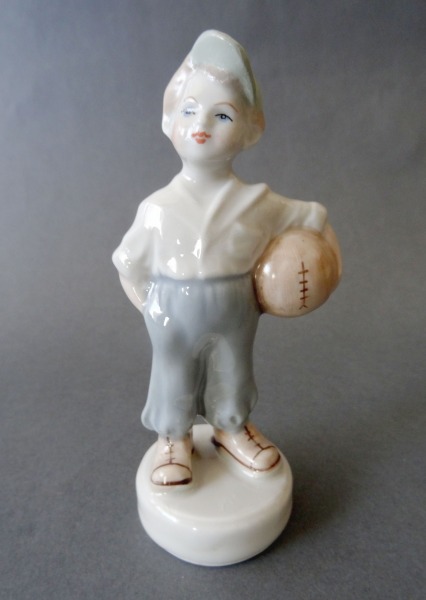 RPFF - Futbolists. Porcelāns, h 12 cm