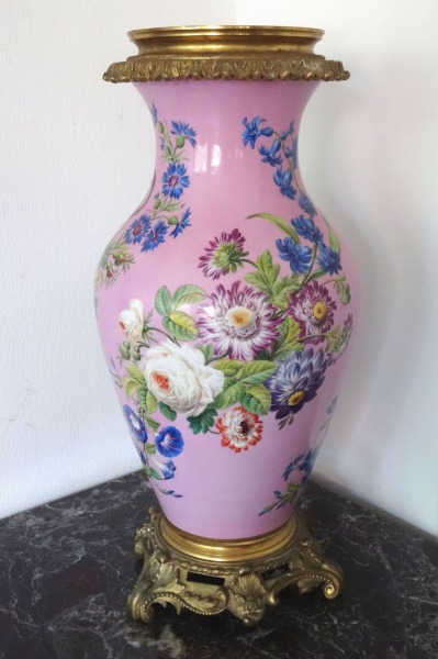 Vāze-kašpo, porcelāns, zeltīta bronza, h 54,5 cm