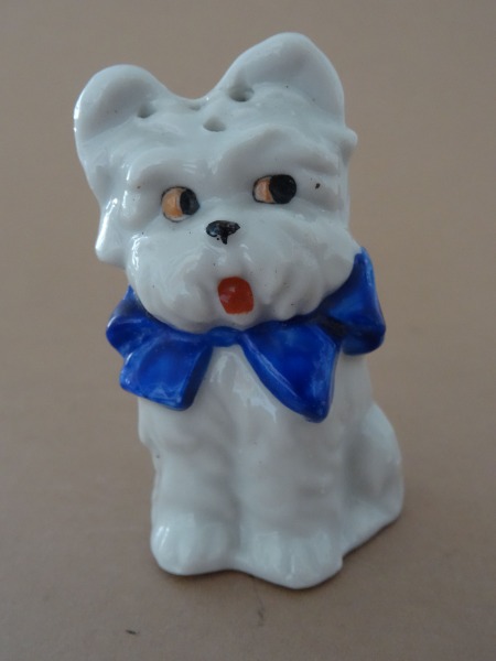 Salt shaker dog h 6.5 cm