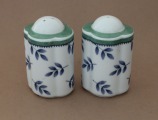 Pair of salt shakers with blue leaves, h 7 cm