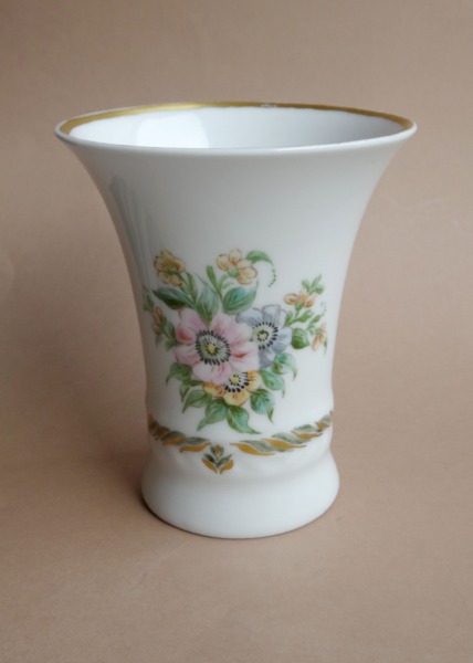 Kaizer - Porcelain vase, h 12 cm 1973, KM