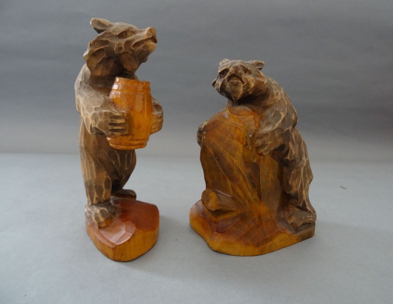 O. Suharskijs lāči, pāris, koks h 12,5cm; h 10,5cm