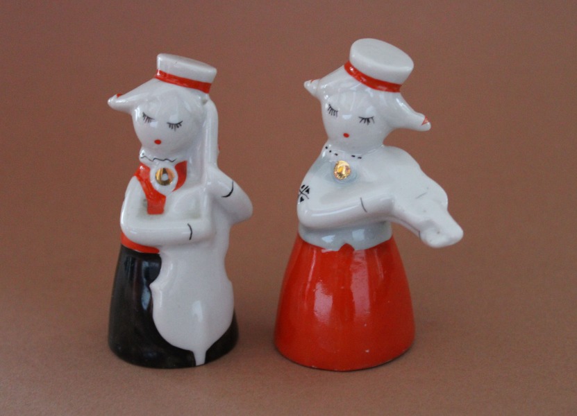 Duet, porcelain h 8.5 cm