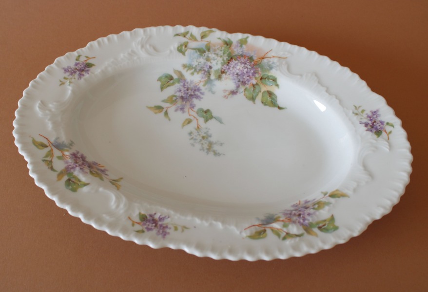 Jessen - Porcelāna šķīvis 22x31 cm ar defektu