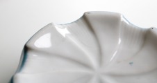 Jessen - сухарница, фарфор h 7.5 cm; d 16 cm