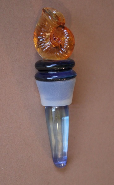 Cork shell, glass