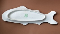 Kuzņecovs - Sķīvis zivs, porcelāns 38x14 cm ar nenozīmīgiem defektiem