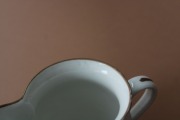 I. Horkov - Krējuma trauks Latvija 1919., porcelāns, h 10.5 cm ar nenozīmīgu defektu