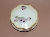 Limoges - porcelāna lādīte, 20.gs. Sākums d 12 cm; h 6 cm