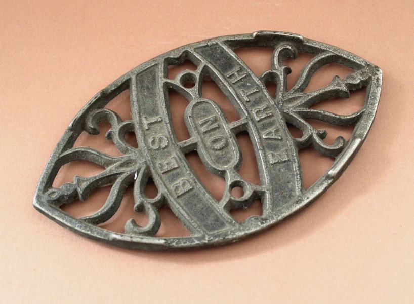 Iron holder