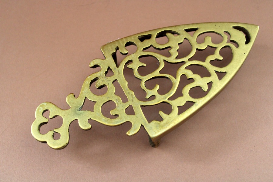 Iron holder