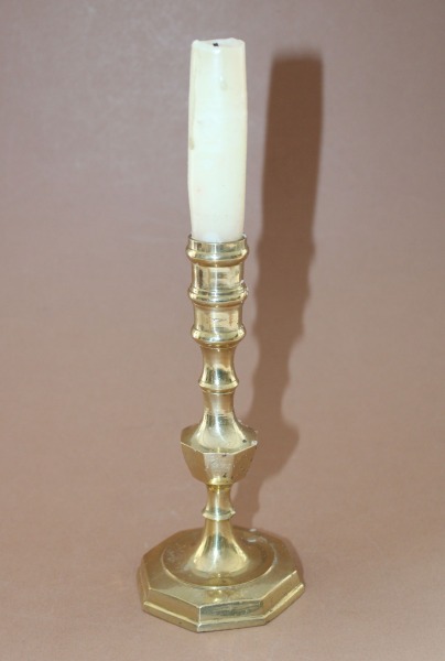 Svečturis, bronza, h 16 cm