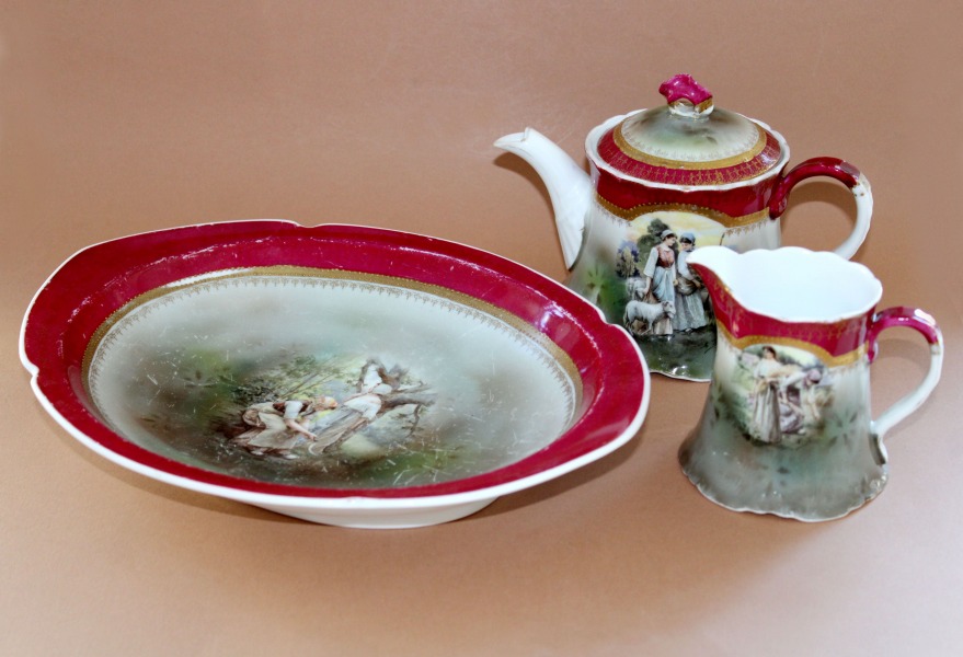 Gardner - Plate, creamer and teapot, porcelain