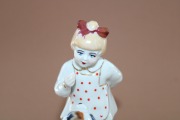 Polonskas porcelāna fabrika - Pamēģini atņemt. Porcelāns, h 15,5 cm