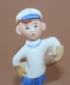 RPF - Jaunais futbolists.  1950. g., porcelāns, h 9.2 cm, modeļa autore N. Pavlovska. Apgleznoja B. 