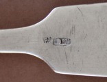 Sudraba ēdamkarote prove 875; garums 17.5 cm; svars 40 g.