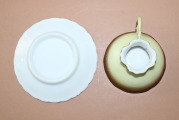 Divnieks ar rudzupuķēm, porcelāns, tases h 4.2 cm; d 7.3 cm