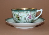 Kuzņecovs - Divnieks, Eņģeļa dienā, porcelāns, tases h 5.2 cm; d 8.7 cm