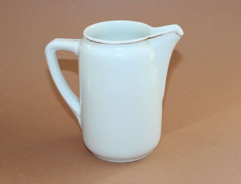 Kuzņecovs - krējuma kanna, porcelāns, h 11 cm