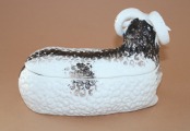 Kuznetsov - Butter dish ram, porcelain H 12 cm W 17 cm