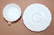 Meissen - Tase ar apakštasi, porcelāns, tases h 5 cm; d 9.7 cm