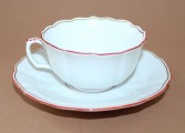 Meissen - Tase ar apakštasi, porcelāns, tases h 5 cm; d 9.7 cm
