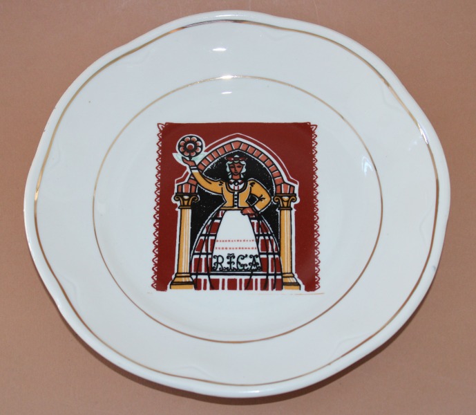 RPF - Šķīvis - Rīgas vārti, porcelāns, d 20.5 cm