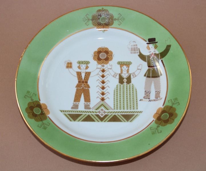 RPR - Līgo šķīvis, porcelans, I. Dreiblates dekols