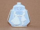 RPR - parfimērijas flakons, porcelāns, formas autore - Zina Ulste, h 6 cm ar plaisu
