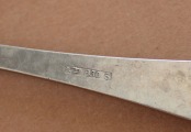 Серебряная вилка, 830 проба, длина 20 см; вес 40,6 г.
