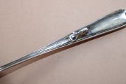 Серебряная ложка для соуса, 830 проба, длина 16 см; вес 60,1 г.