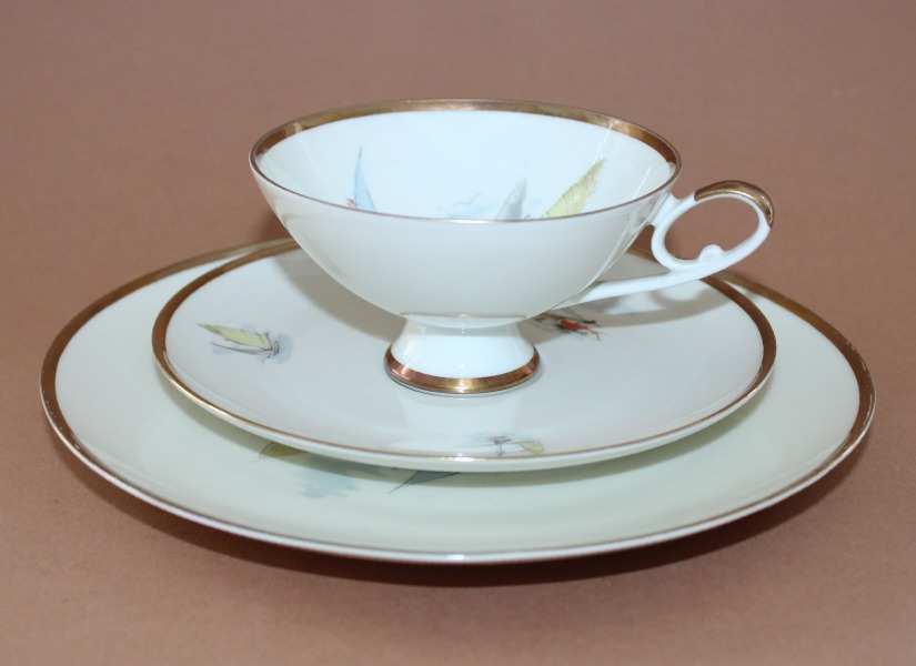 Trio with yachts, Germany, porcelain, cup height 5 cm; d 10.2 cm