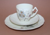 Trījnieks Vācija, ziloņkaula porcelāns, tases h 7 cm; d 7 cm
