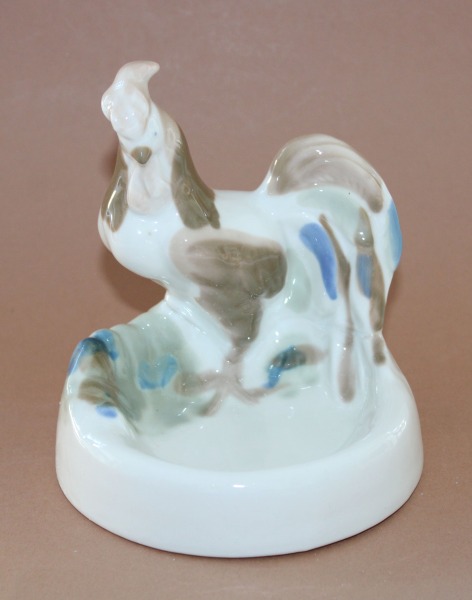 Gorodnica - Pelnutrauks gailis, porcelāns, H 15 cm D 14 cm