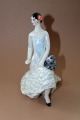 Kijevas eksperimentālā keramikas un mākslas rūpnīca - Karmena. Porcelāns h 23 cm; W 17 cm