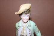 Marķīzs ar lietussargu, porcelāns, h 32 cm