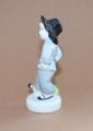 RPR - Dejotājs, 1960., porcelāns, h 11.5 cm Modeļa autors - L. Novožeņeca