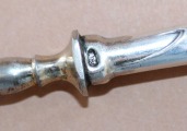 Dakšiņa sudrabs prove 84; garums 20.5 cm; kopējais svars 36 g.