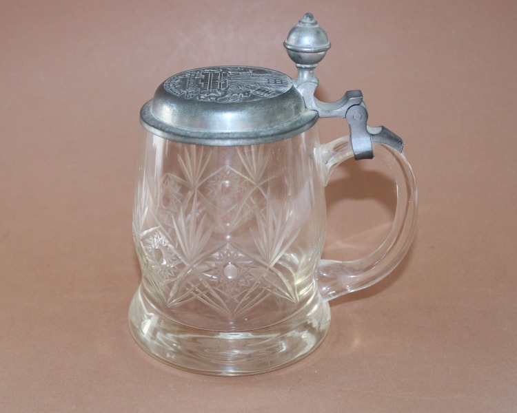 Пивная кружка, стекло, высота 16,5 см