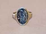 Серебряное кольцо проба 875; вес 5 г.