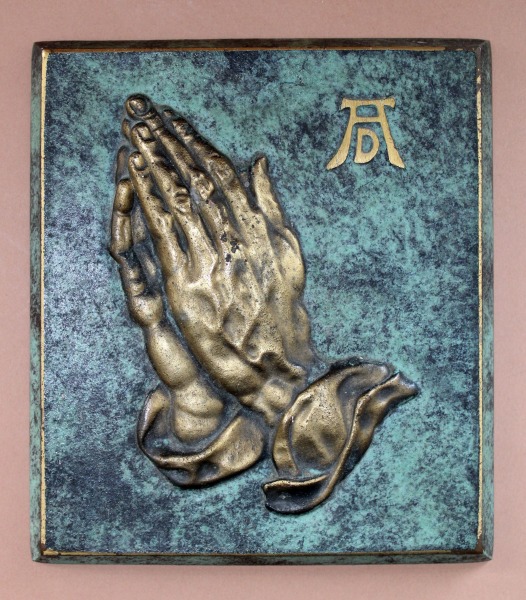 A. Dürer. Hands. Bronze, 17.5x15.5 cm