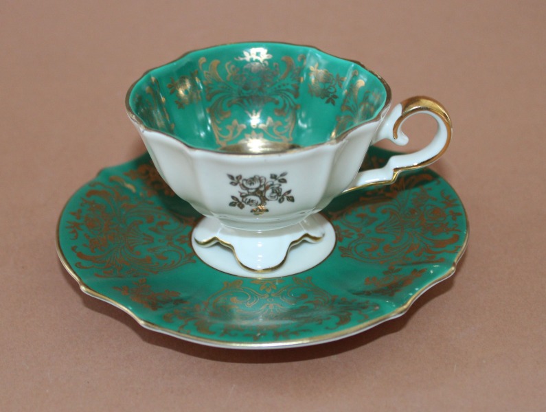 Bavaria - Kafijas tase ar apakštasi, porcelāns