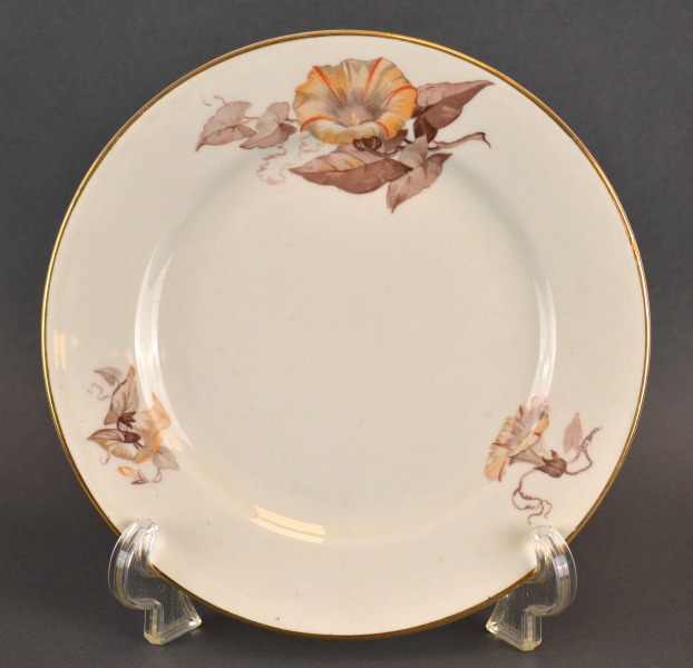 Kūku šķīvis. Kuzņecovs, Latvija. Porcelāns. D. 10 cm