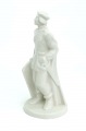 Фарфоровая фигура Лачплесис
