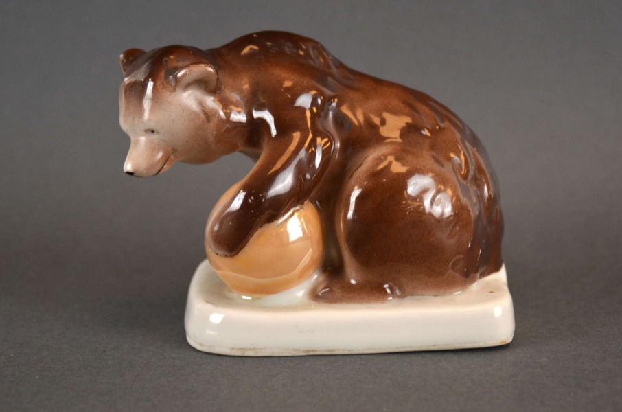 RPR Porcelain figurine Bear