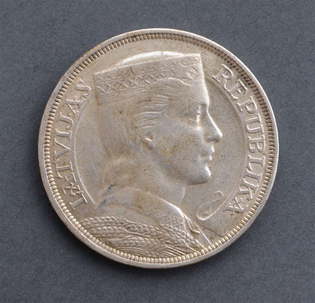 Sudraba 5 Latu monēta. 1932. gads.