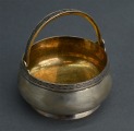 Серебряная сахарница, позолоченная
