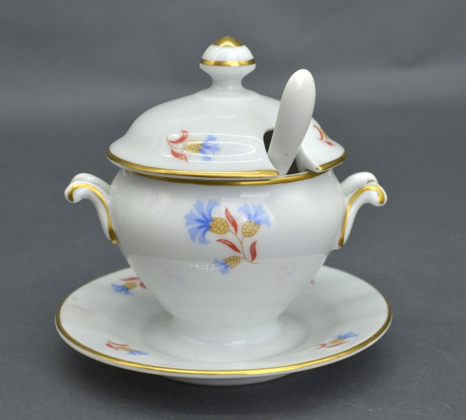 Фарфоровая горчица с ложкой Кузнецова.